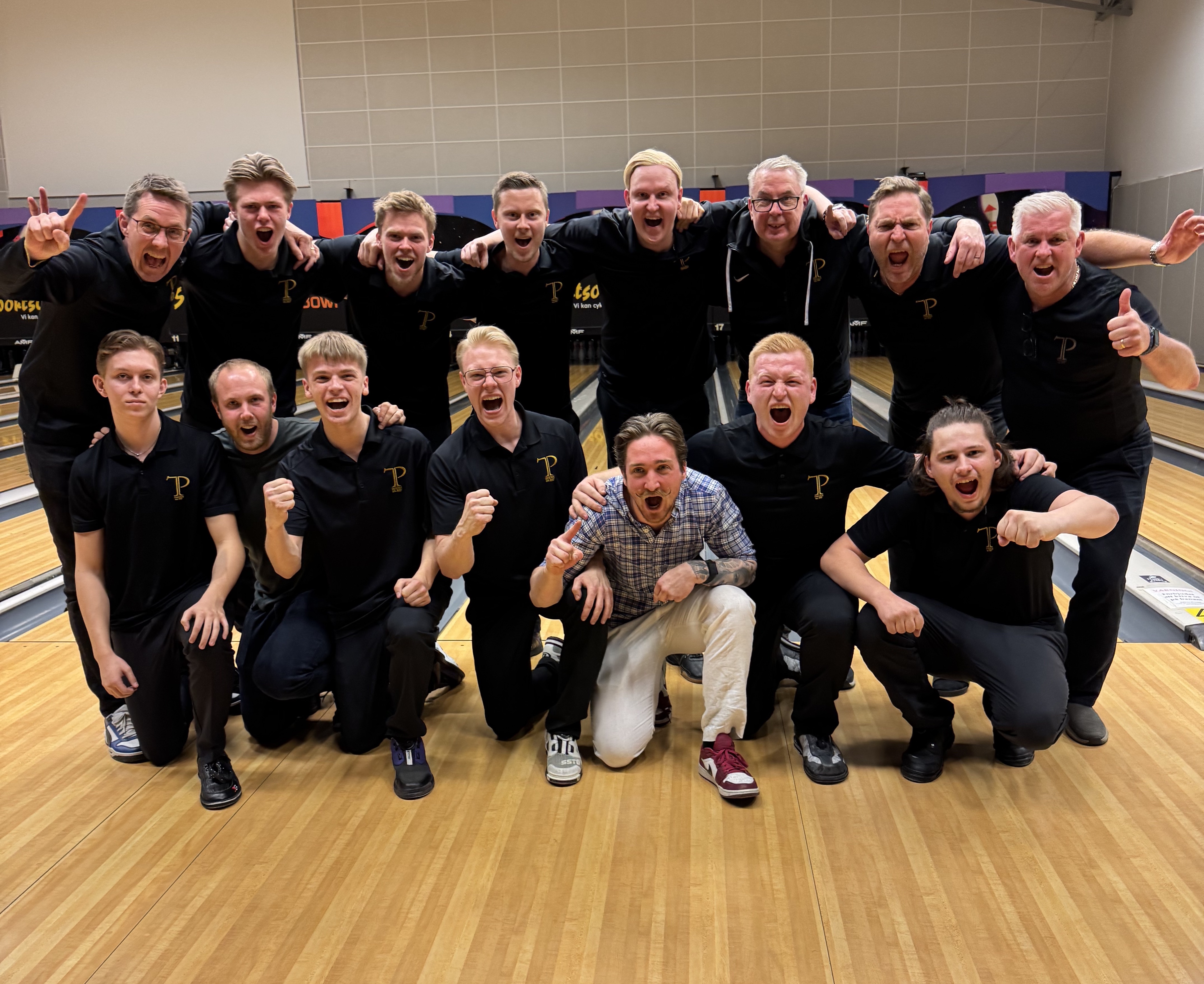 Team Pergamon Vinner Grundserien (1)